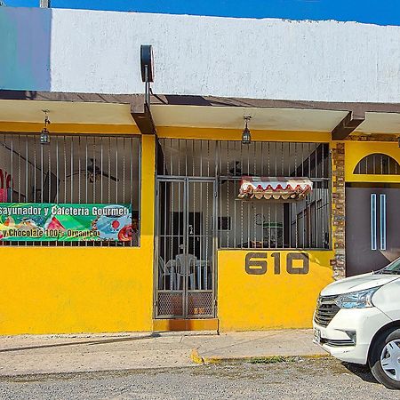 Oyo Hotel Posada Los Faroles,Tabasco ビジャエルモッサ エクステリア 写真