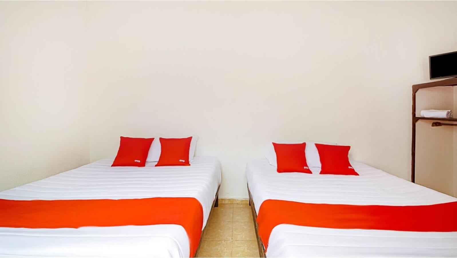 Oyo Hotel Posada Los Faroles,Tabasco ビジャエルモッサ エクステリア 写真