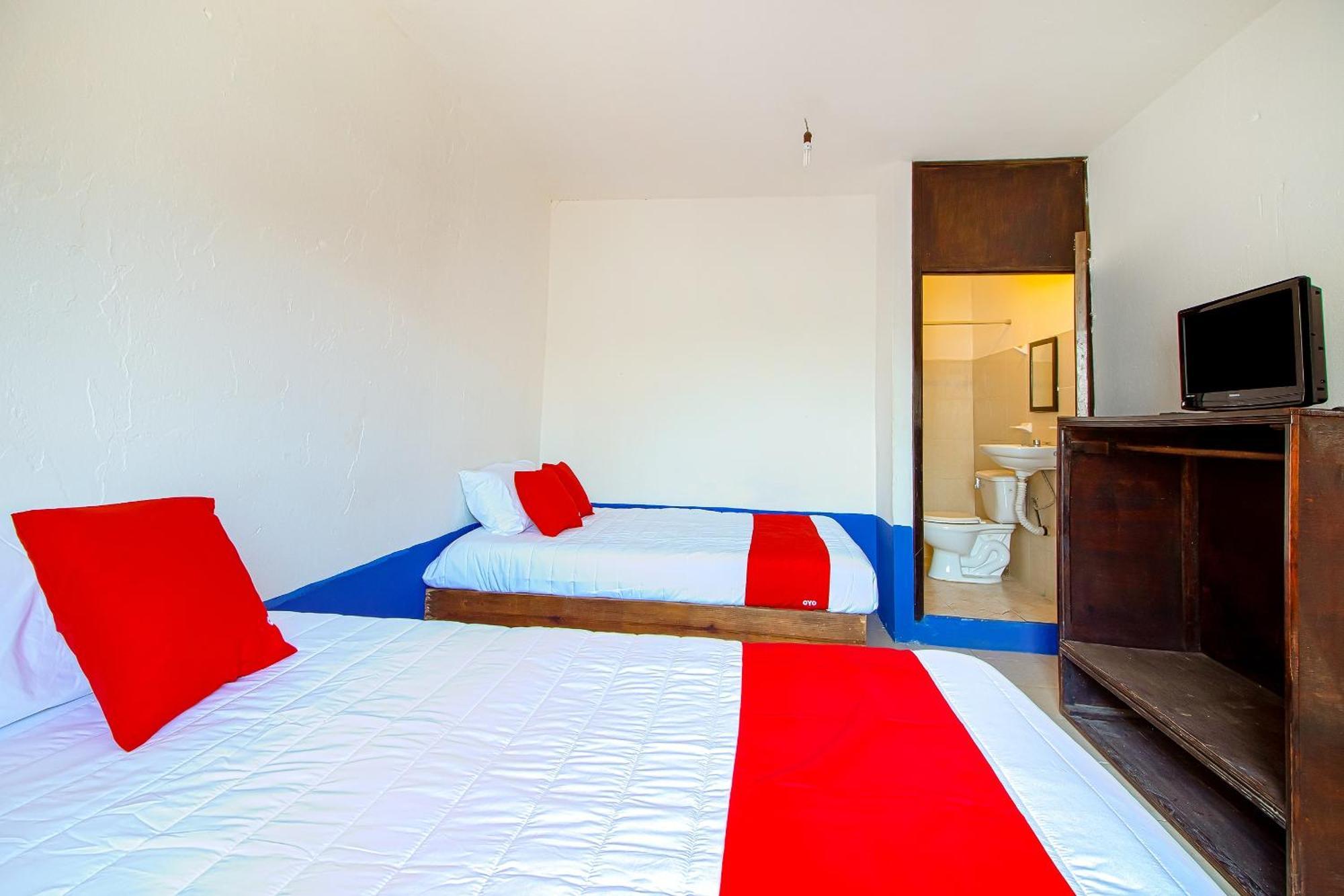 Oyo Hotel Posada Los Faroles,Tabasco ビジャエルモッサ エクステリア 写真