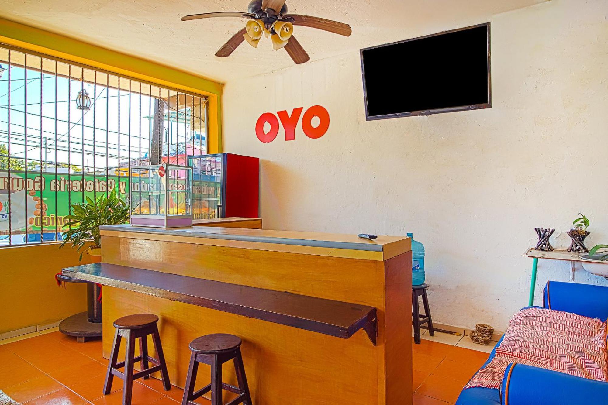 Oyo Hotel Posada Los Faroles,Tabasco ビジャエルモッサ エクステリア 写真